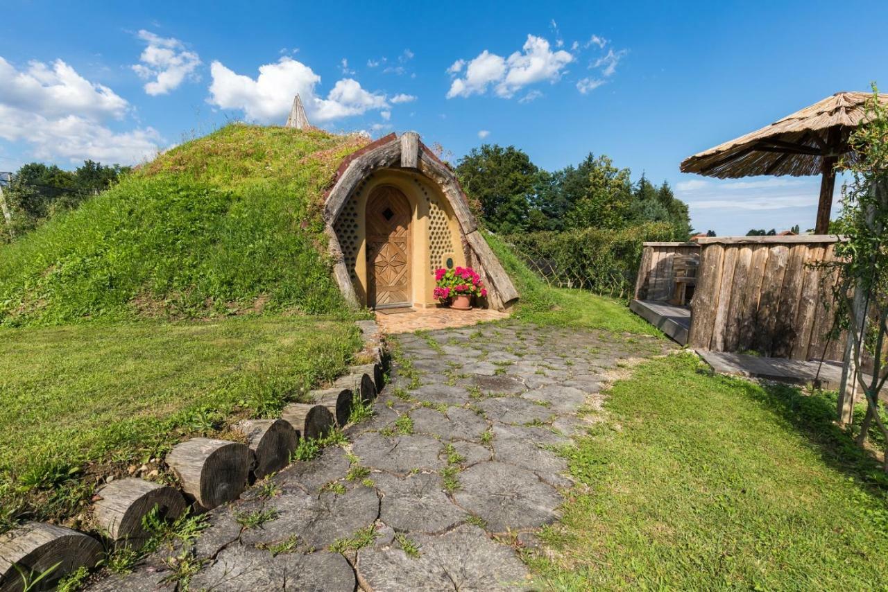 Apartma Zemljanka リュトメル エクステリア 写真